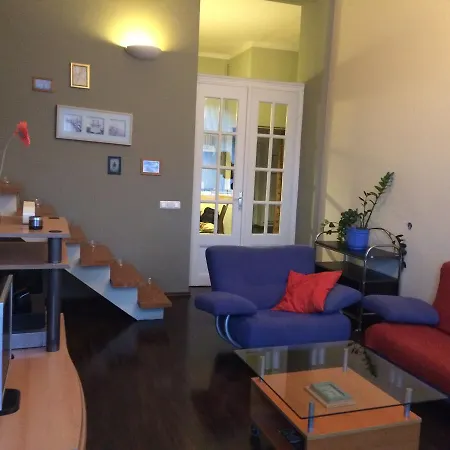 Apartment Local Vibes Budapest Near Metro Budapest